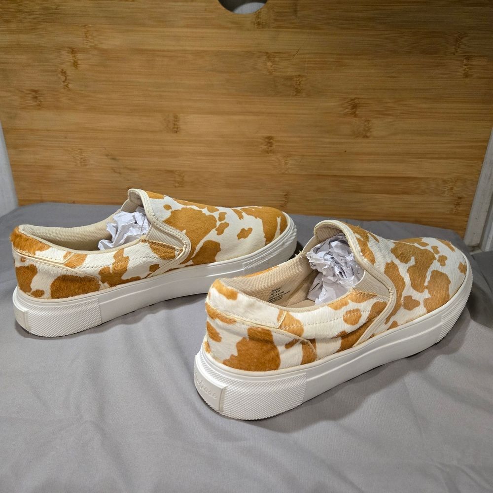 Coconuts by Matisse Tan and White Cowhide Slip-On Shoes - Picture 3 of 10